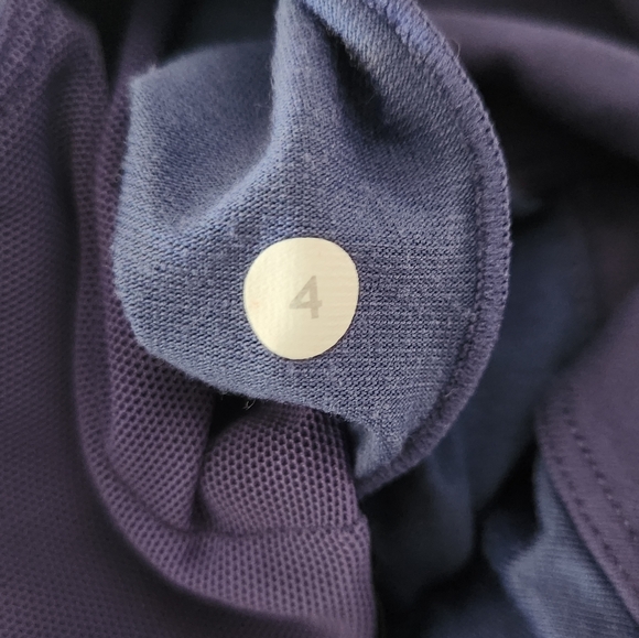 Lululemon Scoop Neck Tank - Picture 6 of 6